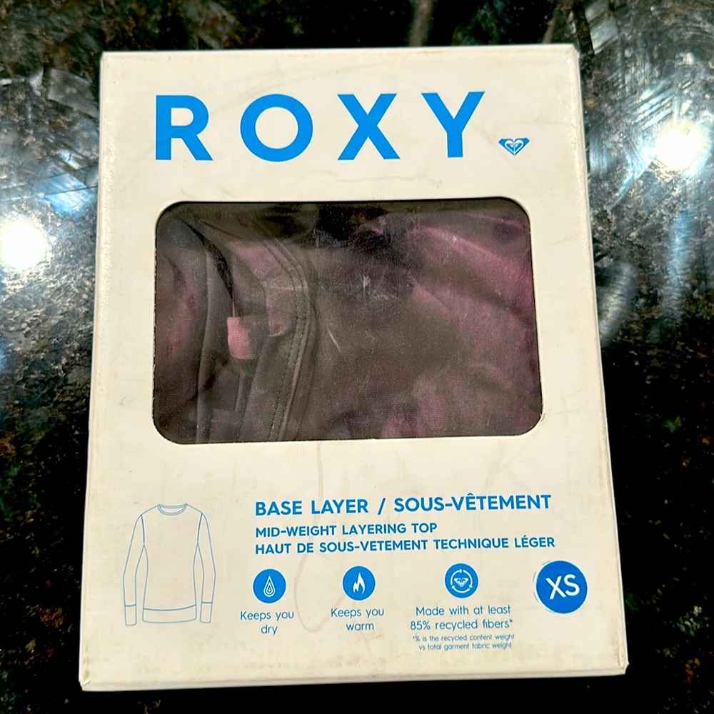 Roxy base layer mid weight layering top size xs new with tag and box never worn